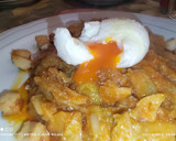 Foto del paso 9 de la receta: Col con patatas, huevo Mollet y refrito de ajos