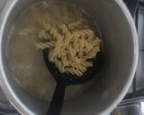 Foto langkah ke 1 dari resep Fusilli schotel (makaroni schotel).