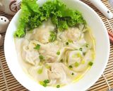 Foto langkah ke 9 dari resep Pangsit ayam udang bengkoang. Dijamin enak, simpel, comfort food.