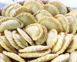 Foto langkah ke 4 dari resep Pastel goreng renyah.