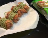 Foto langkah ke 4 dari resep Sosis Gulung Mie Lemonilo #unimandywithoutyoutubeday1.