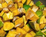 A picture of step 2 of Mango mix achar.