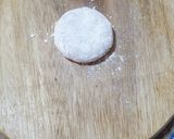 A picture of step 3 of Egg Paratha Salad Roll.