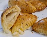 Une image de l'étape 10 de Chaussons au fromage et béchamel.
