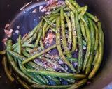 A picture of step 3 of Sauteed Thai Green Beans.
