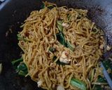 Foto langkah ke 6 dari resep Mie Goreng Terasi.