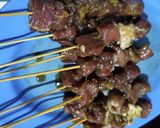 Foto langkah ke 4 dari resep Sate sapi bumbu kecap.