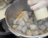 Foto del paso 3 de la receta: Estofado de ternera al curry