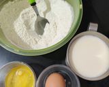 A picture of step 1 of Egg pancake.