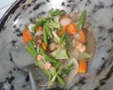 Foto langkah ke 2 dari resep 5. Tumis sayur sederhana.