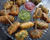 A picture of step 7 of Spinach Paneer Rolls (palak paneer roll).