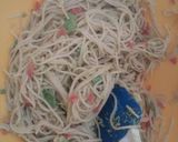 A picture of step 3 of Spaghetti with avocado.