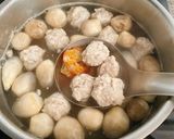 Hình bước làm 3 của món Canh Dưa Hấu Non Nấu Giò Sống Tôm Khô