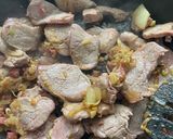 Foto del paso 3 de la receta: Solomillo de cerdo con cerveza, champiñones y jamón