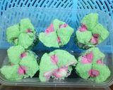 Foto langkah ke 6 dari resep Bolu Kukus Mekar + Tips.