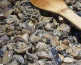 Une image de l'étape 4 de Tourte de Noël Végé : châtaignes -champignons.