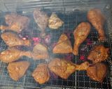 A picture of step 2 of Chicken leg piece tikka.
