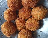 Foto langkah ke 4 dari resep Bitterballen Mozarella.