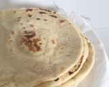 صورة لخطوة 2 من وصفة فطاير جبن 🧀 عسل 🍯 وزعتر 🌿