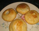 A picture of step 6 of Moong dal kochori.