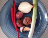 Foto langkah ke 2 dari resep Oseng Kikil Bumbu Kecap.
