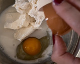 Foto del paso 1 de la receta: Brioche con chips de chocolate