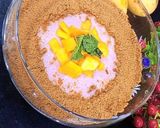 A picture of step 3 of Mango trifle delight.