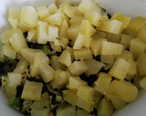 Foto del paso 5 de la receta: Ensalada de patata, mango, soja, lechuga y mayonesa de zanahoria
