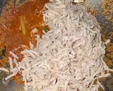 Foto langkah ke 6 dari resep Nasi Bakar Ayam Suwir Kemangi.