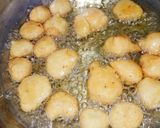 A picture of step 4 of Moong Dal Fritters.
