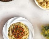 A picture of step 4 of Spaghetti & bolognese sauce.