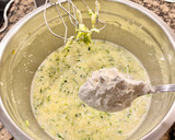 Foto del paso 6 de la receta: Pastel salado con calabacín, pavo y queso