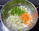 હોટ એન્ડ સોર સૂપ (Hot and Sour Soup Recipe In Gujarati) રેસીપી સ્ટેપ2ફોટો