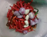 Foto langkah ke 1 dari resep Sambal Ayam Bakar / Kremes.
