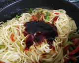 Foto del paso 6 de la receta: Espaguetis con verduras y salsa teriyaki