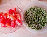 A picture of step 1 of Chicken Mince & Pea Curry🥘.