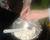 Foto del paso 2 de la receta: Medialunas fáciles