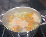 Foto del paso 1 de la receta: Revuelto de verduras con tofu y huevo frito