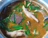 รูปขั้นตอนการทำที่ 1 ของ ขนมจีนน้ำยาป่าตีนไก่