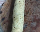 A picture of step 6 of Schezwan Mayo Veggie Roll.