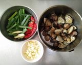 清炒蛤蜊【豆豆愛的料理】的食譜步驟1照片