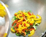 A picture of step 3 of Veg Chilli Garlic Noodles.