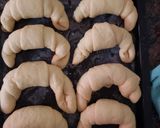 Foto del paso 5 de la receta: Medialunas Caseras
