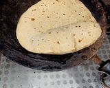 A picture of step 2 of Roti.