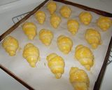 Burgonyás mini kiflik recept fázis 9 fotója