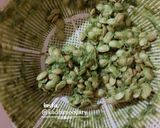 عکس مرحله 1 از دستور رب آلوچه (رب گوجه سبز)