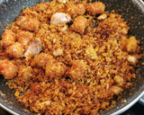 Foto del paso 6 de la receta: Huevos a la Flamenca con Migas y Chistorra