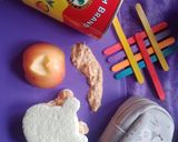 Gambar langkah 2 resipi Sandwich teddy bear (bento) ROTI GARDENIA.