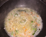 கோதுமை ரவா கிச்சடி(wheat rava kichdi recipe in tamil) ரெசிபி ஸ்டேப் 4 புகைப்படம்
