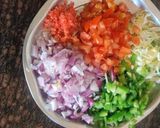 વેજ પનીર બેસન ચીલ્લા(Veg.paneer besan Chila recipe in Gujarati) રેસીપી સ્ટેપ4ફોટો
